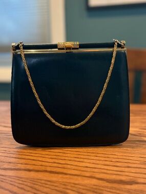 Nicholas Reich Vintage Classic Black Leather Handbag with Gold Chain